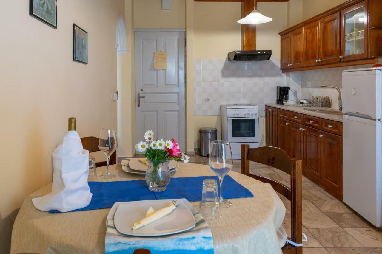 Naftis Apartments Pelekas Extérieur photo